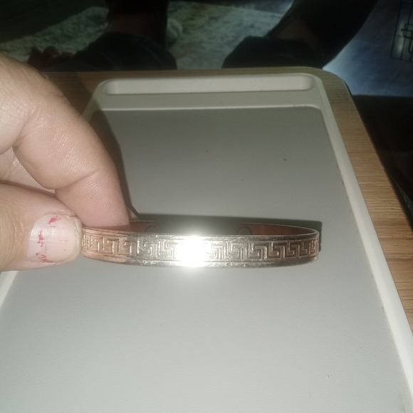 Elegant Copper Bracelet - Picture 1 of 2